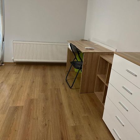 Top Center Apartment In 大特尔诺沃 外观 照片