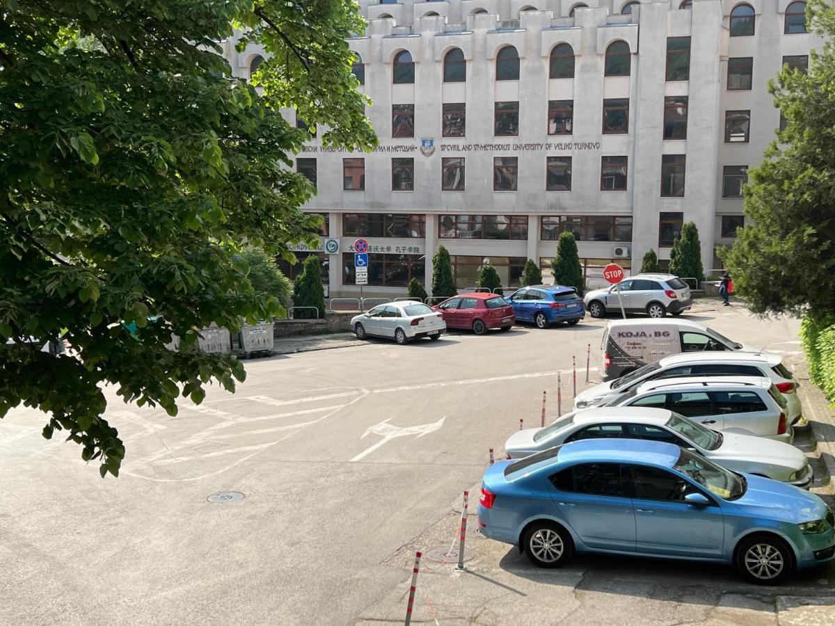 Top Center Apartment In 大特尔诺沃 外观 照片